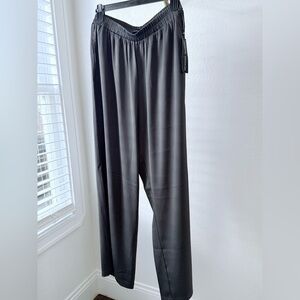 Modern Work Black Pull-On Dress Pants Elastic Waist Size Medium